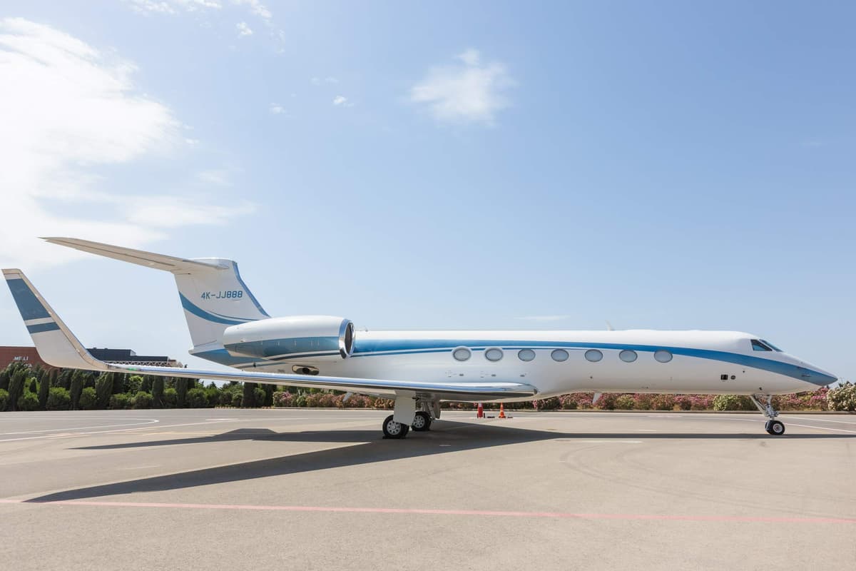 Gulfstream G550 4K-JJ888