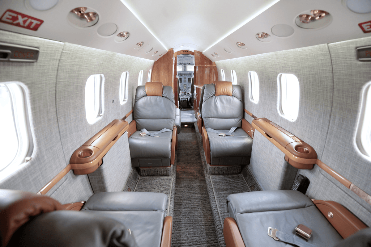 Gulfstream G100 C-FHNS
