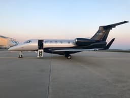 Embraer Phenom 300 D-CSCE