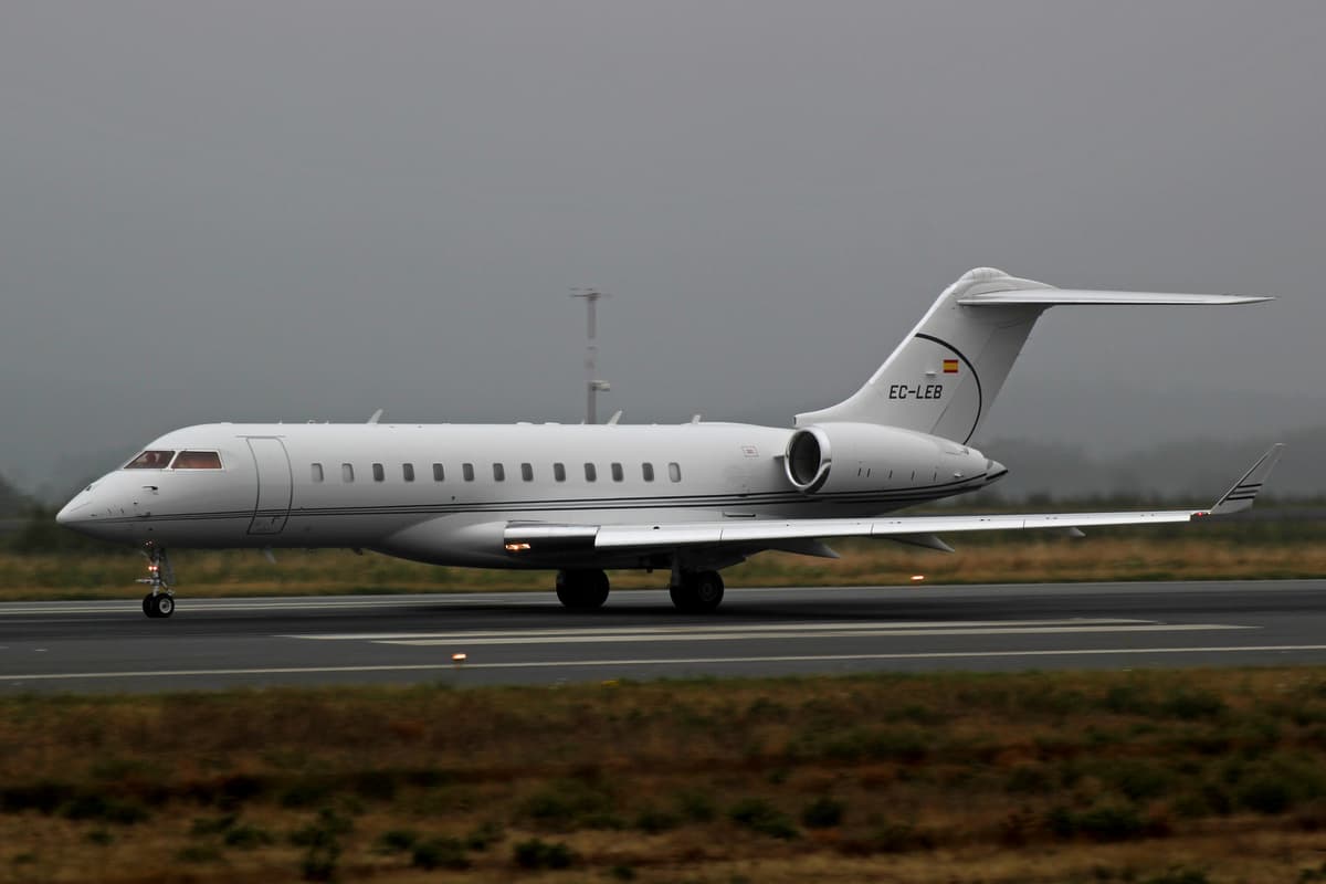 Global Express XRS EC-LEB