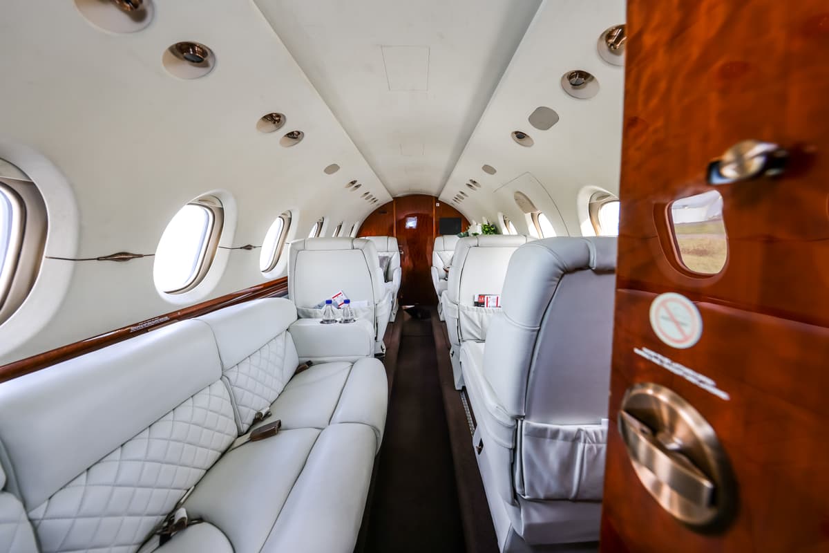 Hawker 900XP F-HFCS