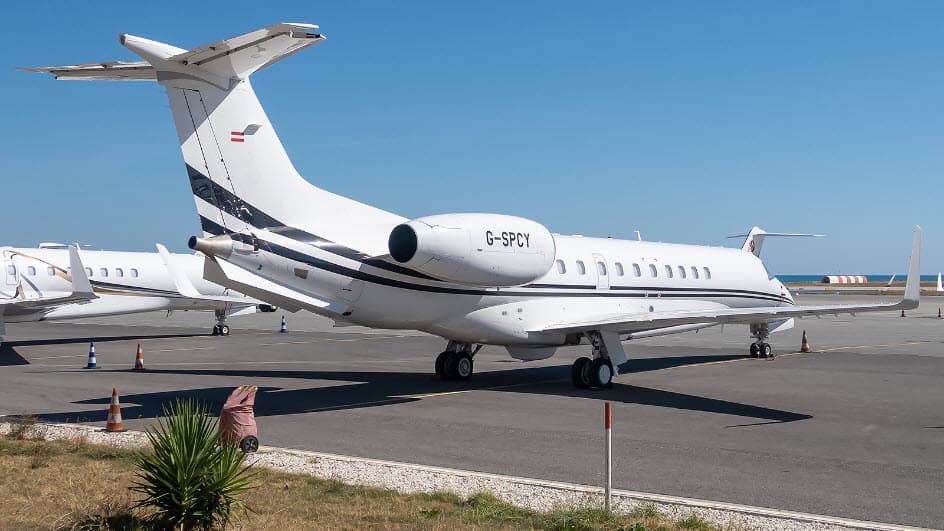 Embraer Legacy 650 G-SPCY