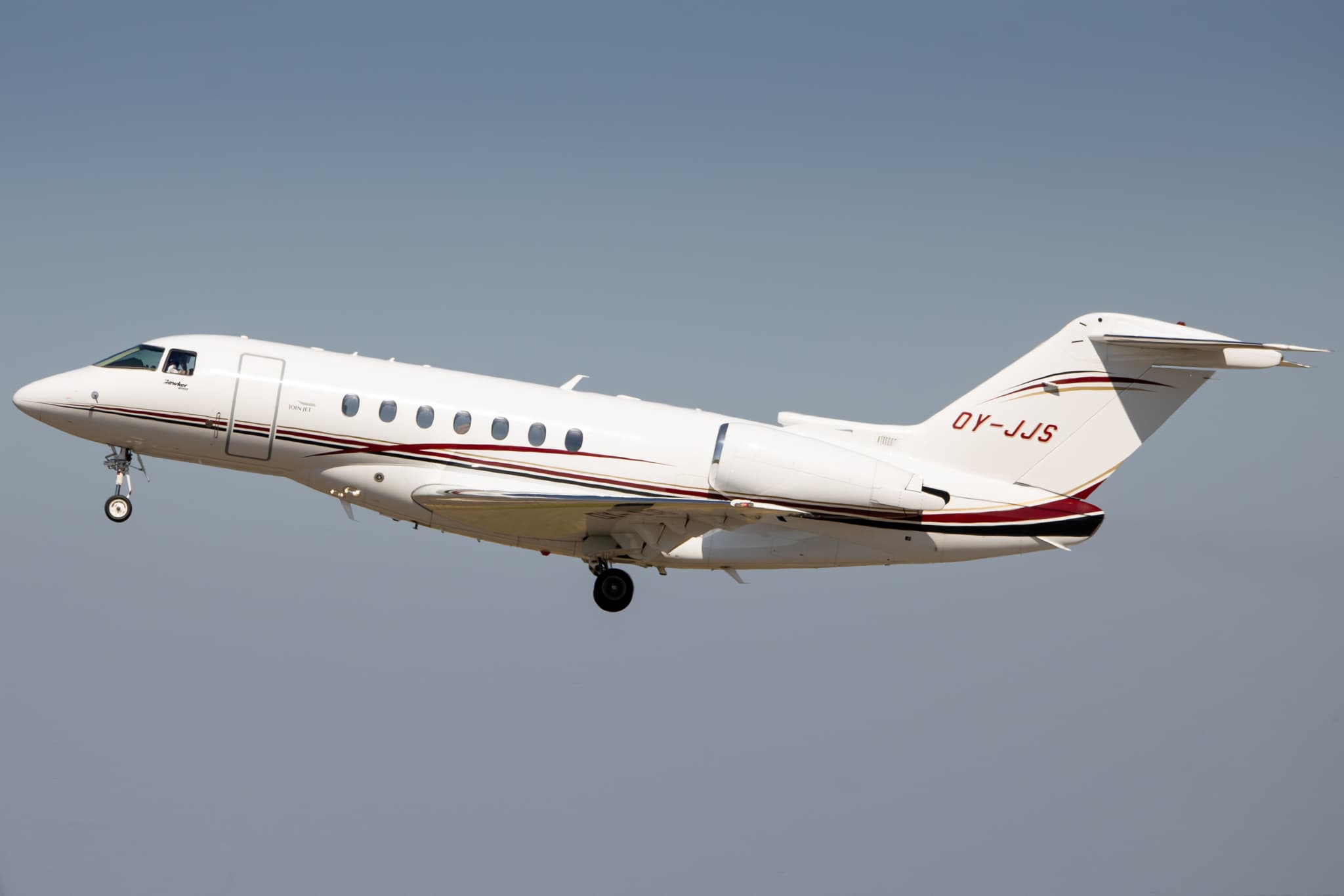 Hawker 4000 OY-JJS