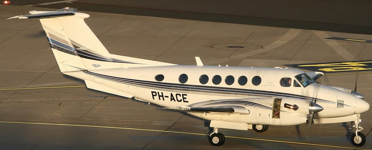 Beechcraft King Air 300 PH-ACE