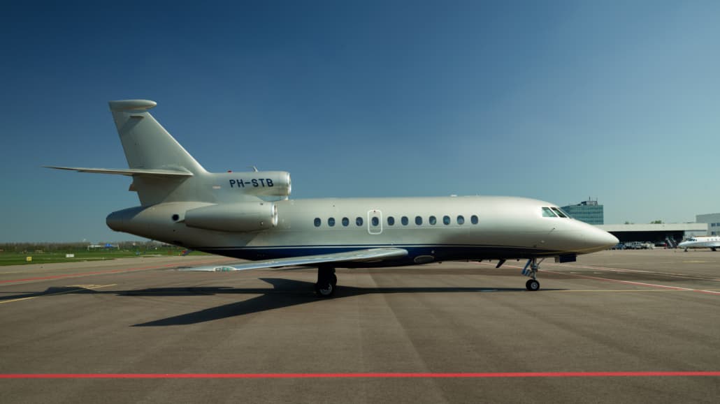 Falcon 900C PH-STB