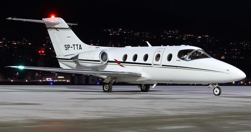 Hawker 400XP SP-TTA