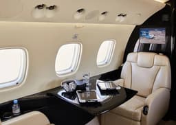 Embraer Legacy 650 UP-EM020