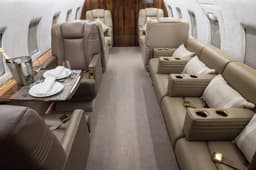 Challenger 604 VH-VSZ