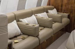 Challenger 604 VH-VSZ