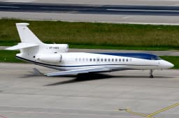 Falcon 8X VT-HVV