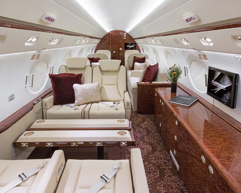 Gulfstream G550 B-8260