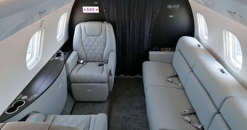 Embraer Legacy 650 D-AHOS