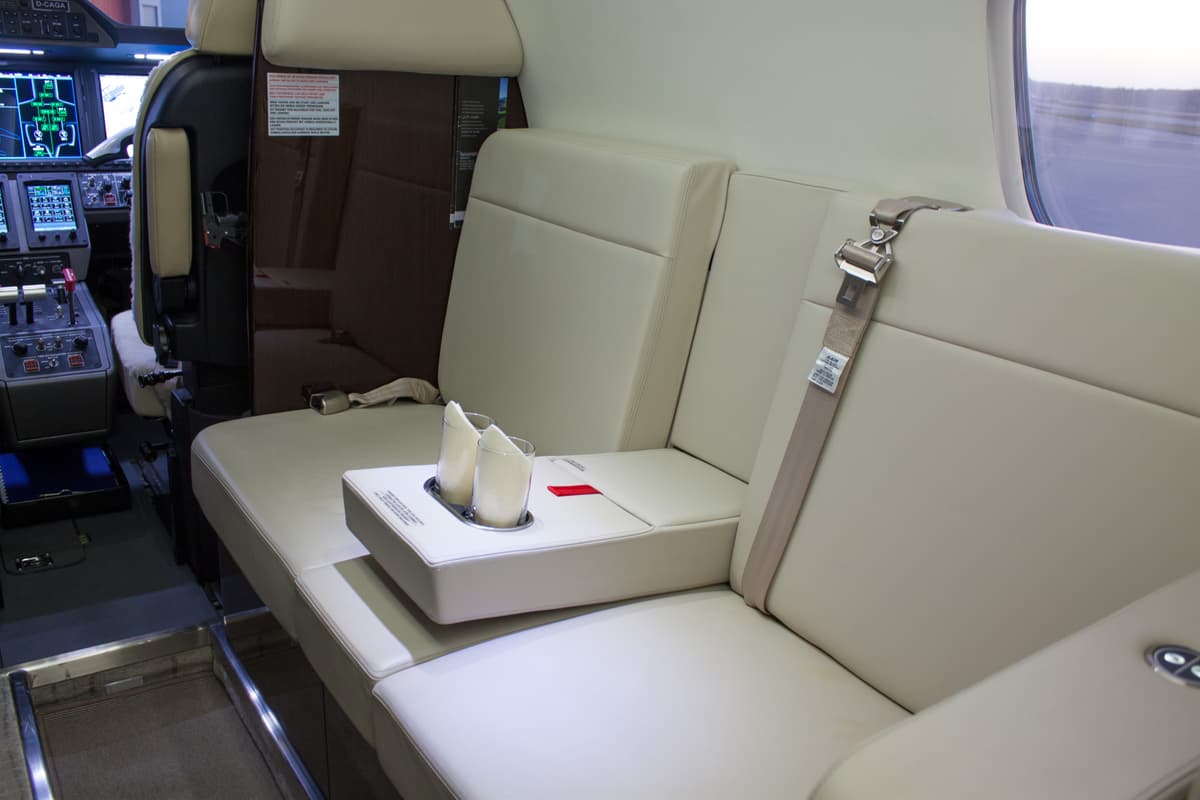 Embraer Phenom 300 D-CTOR