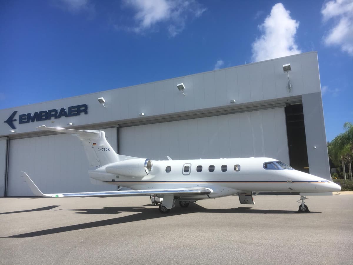 Embraer Phenom 300 D-CTOR