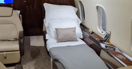 Challenger 350 LV-HAT