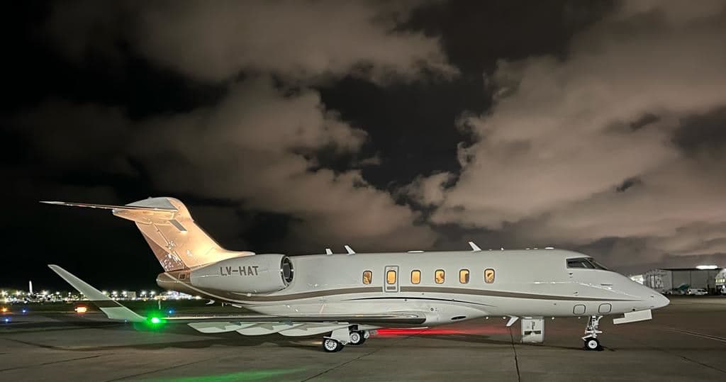 Challenger 350 LV-HAT