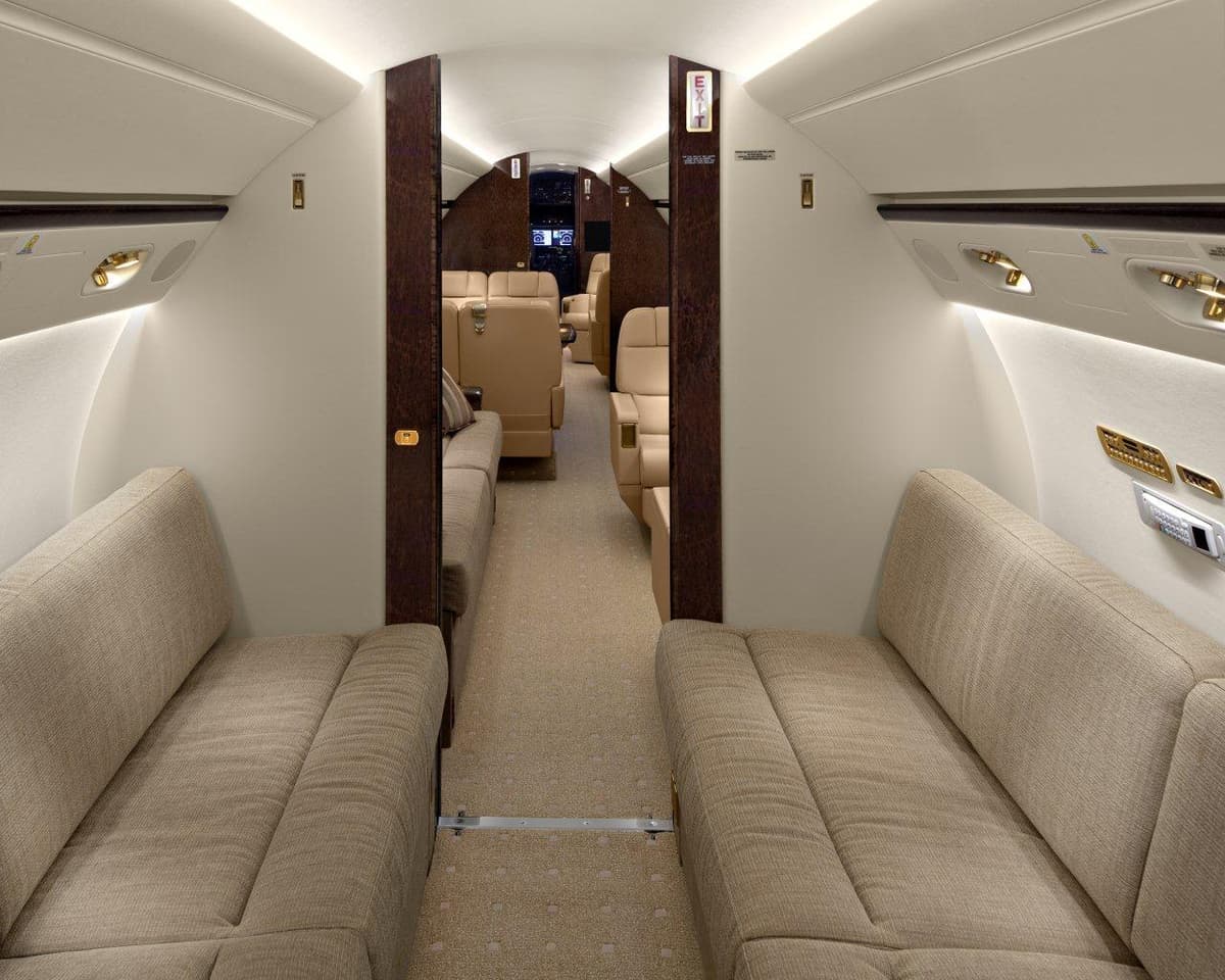 Gulfstream G550 OE-ISN