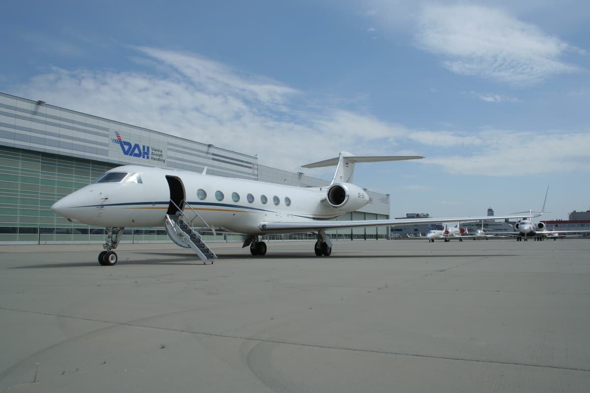 Gulfstream G550 OE-ISN