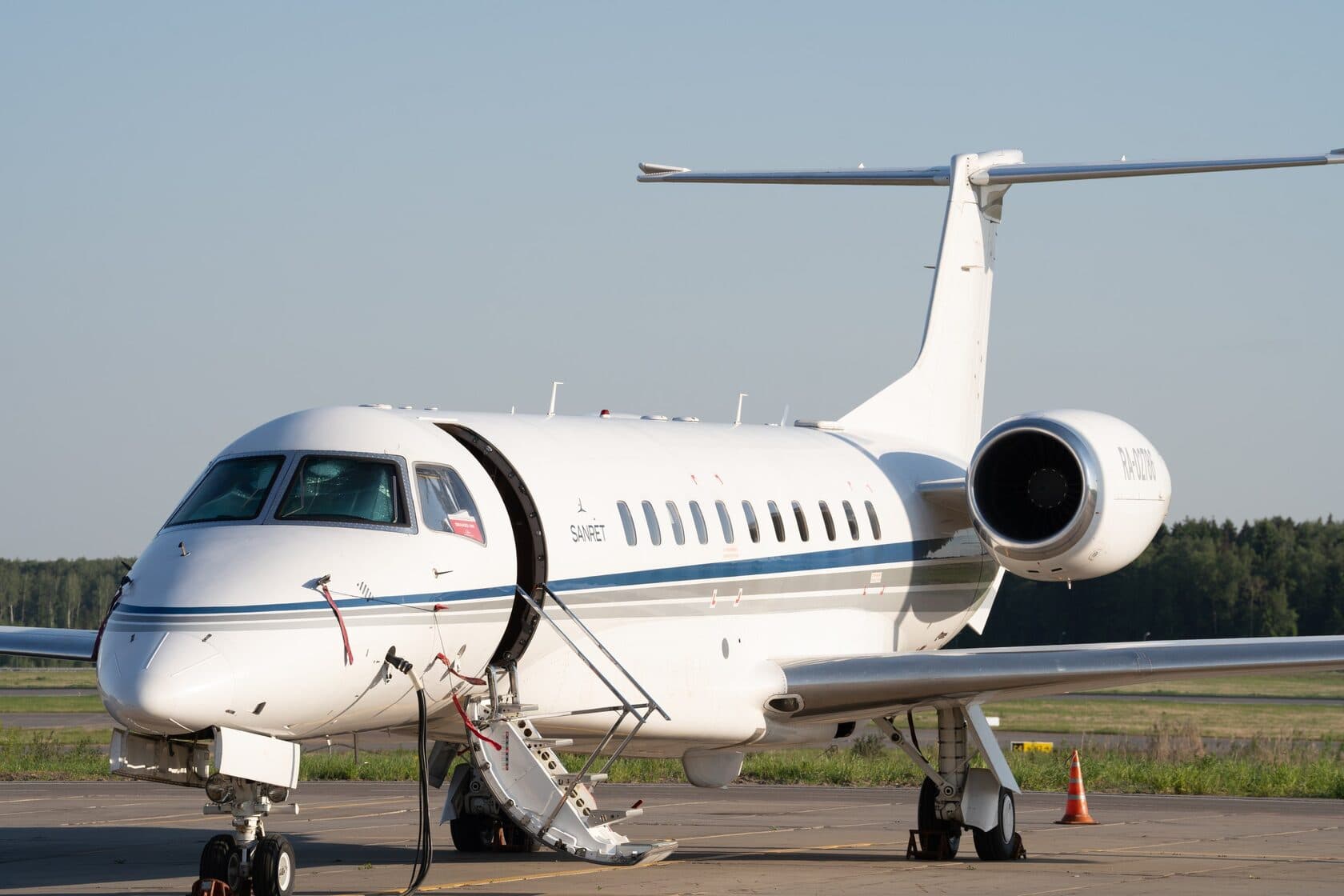 Embraer Legacy 600 RA-02786