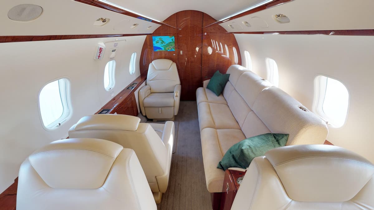 Challenger 300 SE-RMC