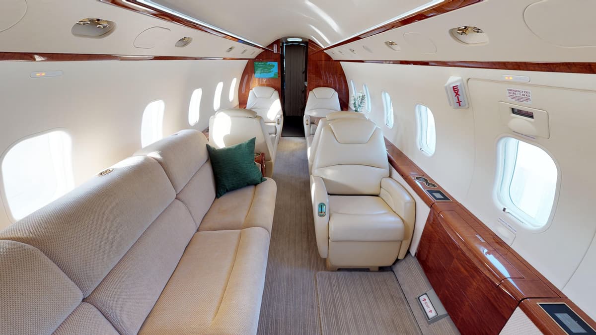 Challenger 300 SE-RMC